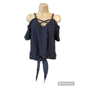 Women’s cold shoulder polkadot Tie Front blouse size ￼Small